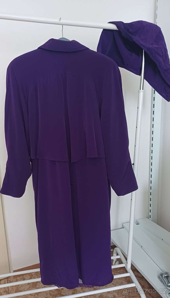 Dlouhý dámský kabát - 8