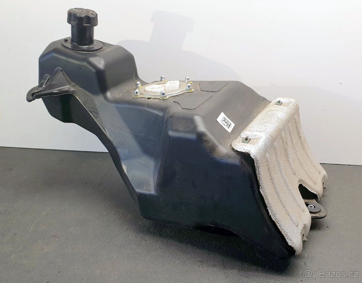 Yamaha X-Max 400 2014 - díly - 8