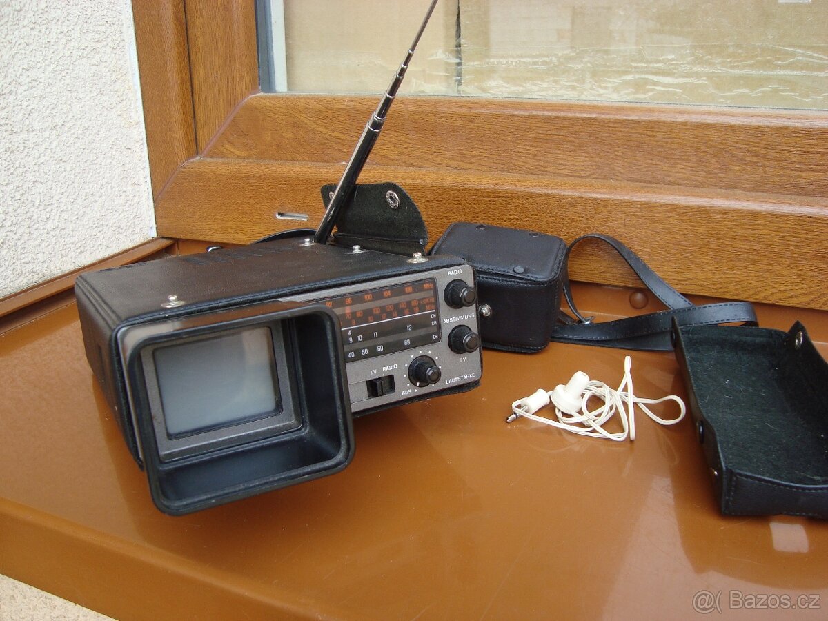 Retro Auto TV s rádiem - 8