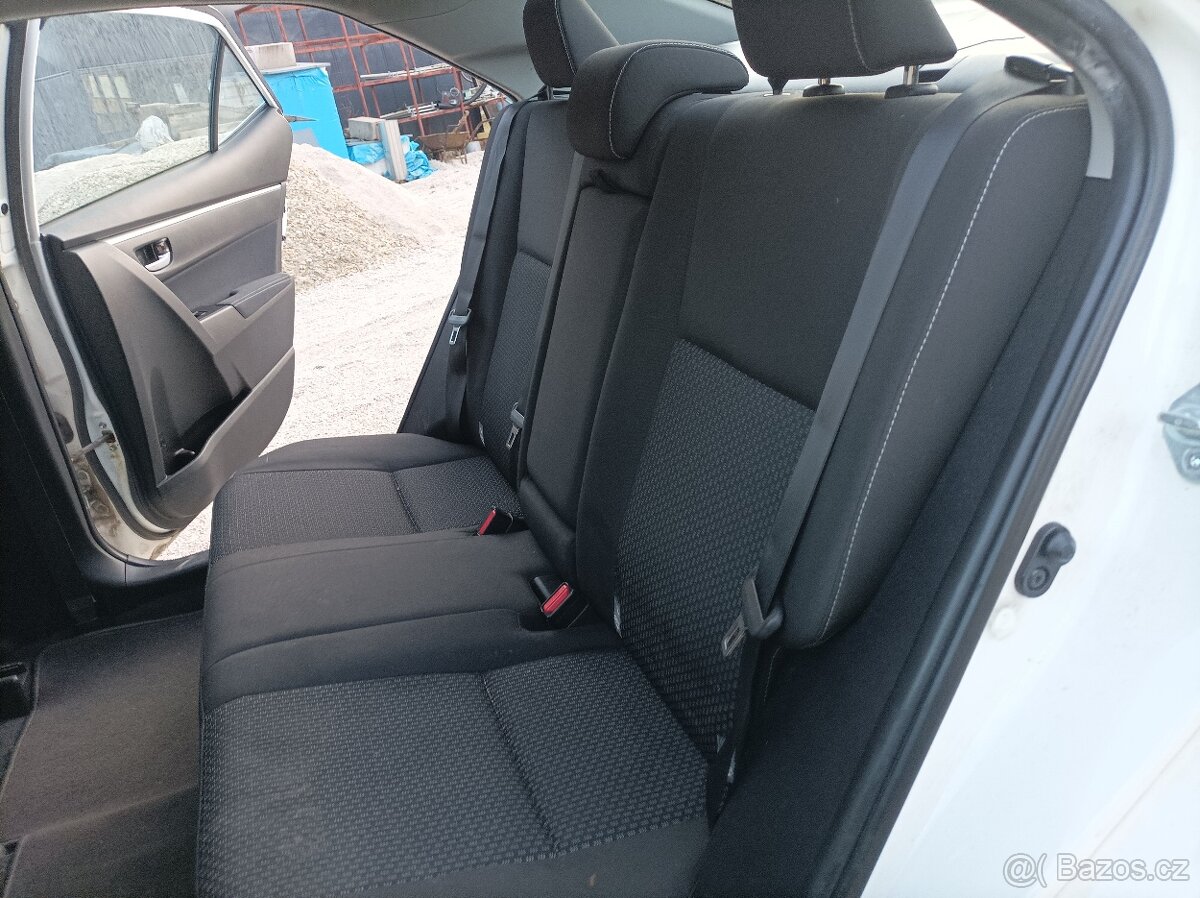 Toyota Corolla 1.6 benzín 1 majiteľ - 8