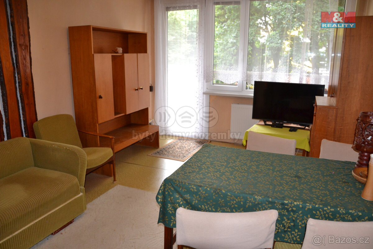 Prodej bytu 3+1, 68 m², Náchod, ul. Běloveská - 8