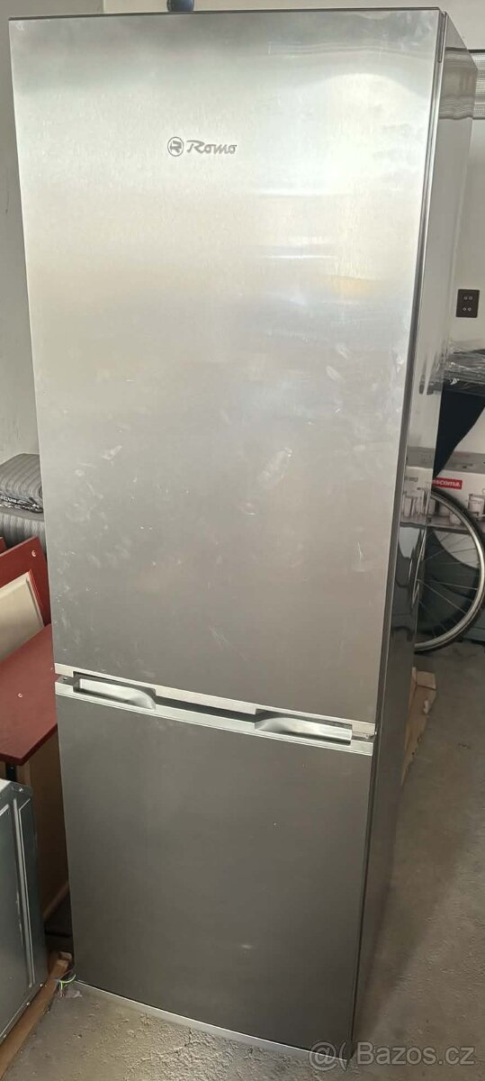 Kuchyňská linka masivní - 8