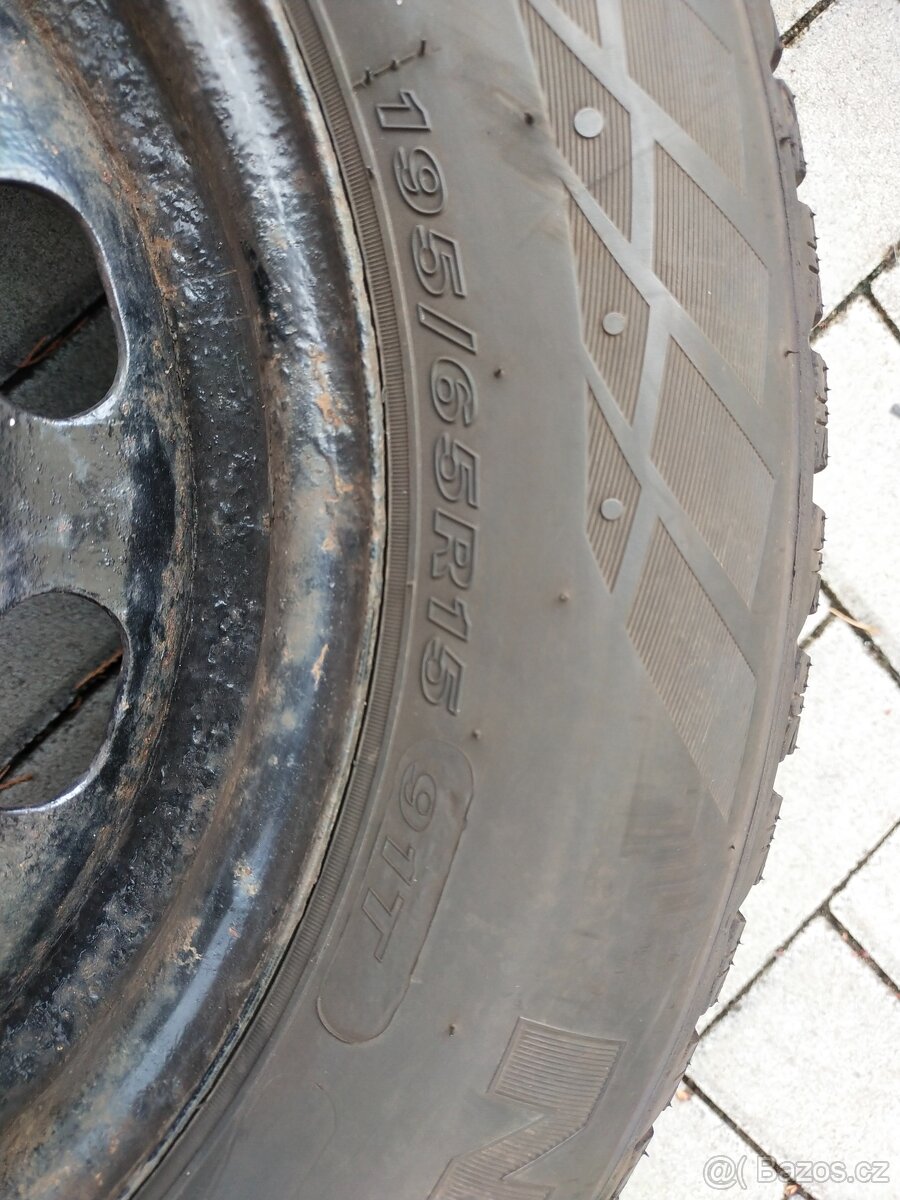 Zimní kola a gumy Ford Focus 195/65/R15 5x108 - 8