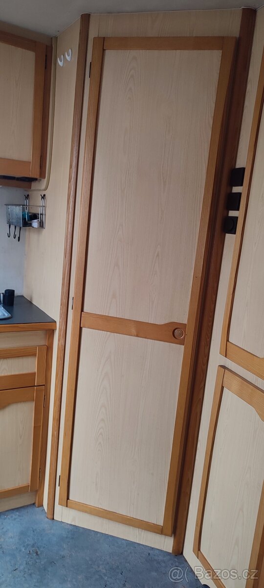 Obytný automobil - 8