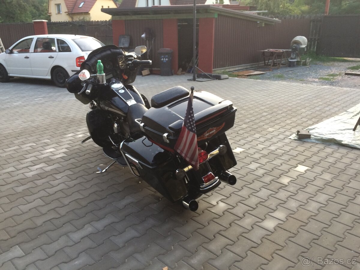 Harley Davidson - 8
