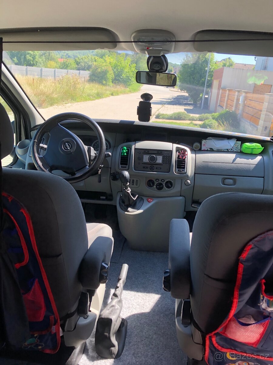 Opel Vivaro 2,5Cdti 107kw - 8
