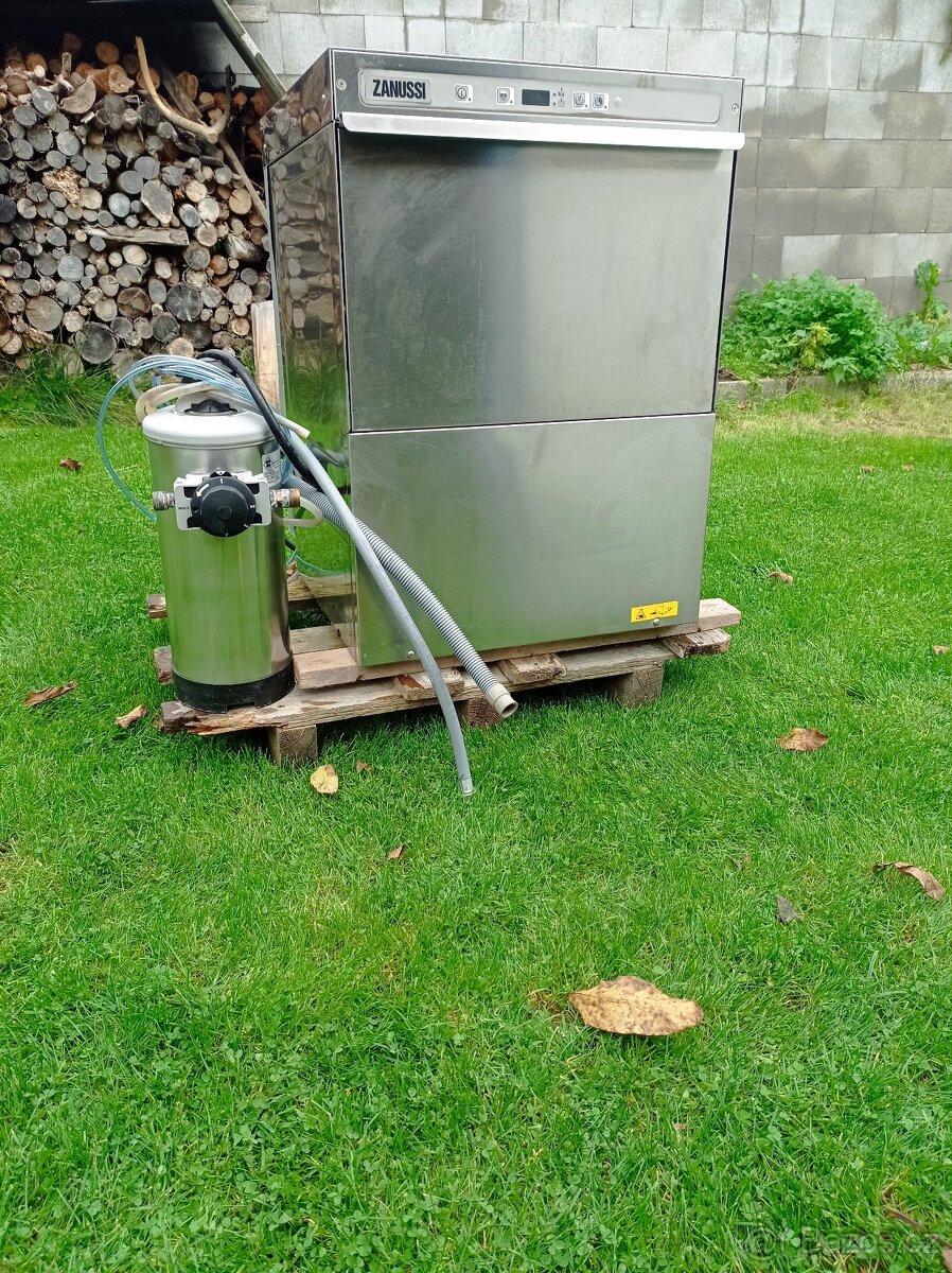 Myčka gastro Zanussi - 8