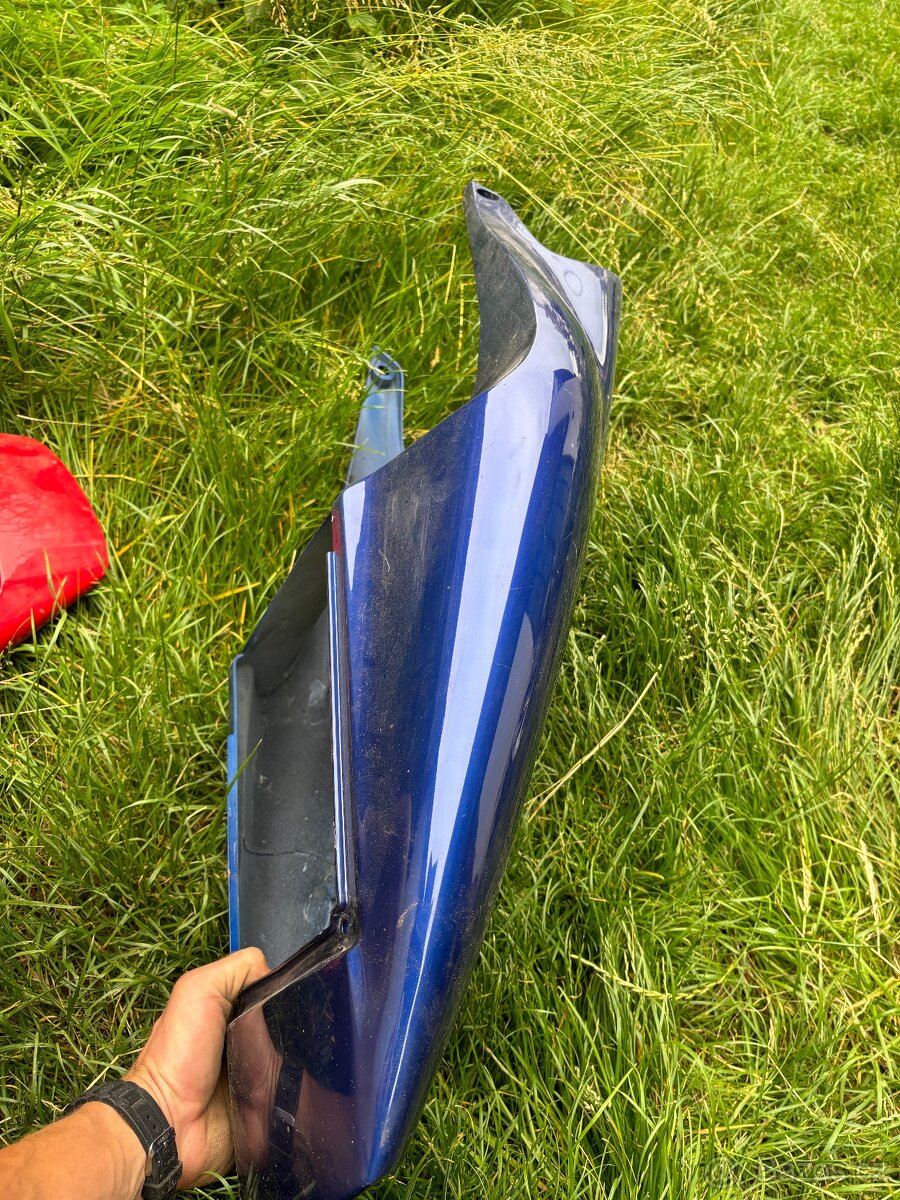 Podsedadlove plasty na Yamaha R1 98-99 - 8