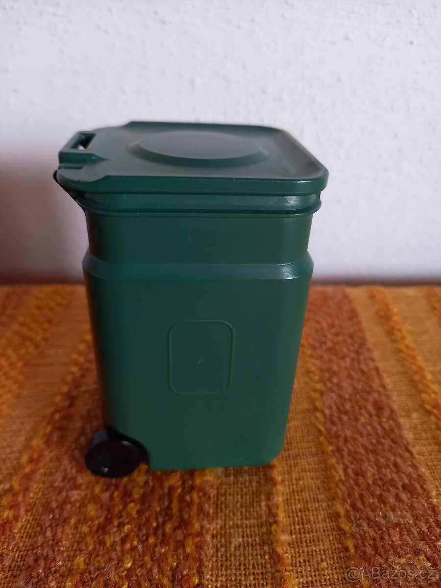 Staré kancelářské potřeby - děrovačka, organizér - 8