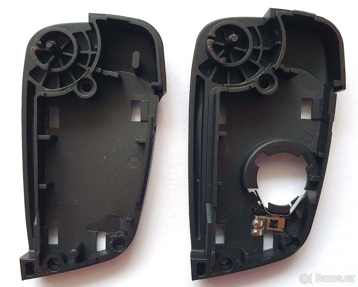 Klíč Citroen Peugeot 2 / 3 tlačítka. Starší provedení s log - 8