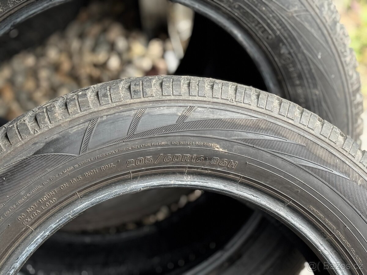 205/60/16 - Falken zimní sada pneu - 8