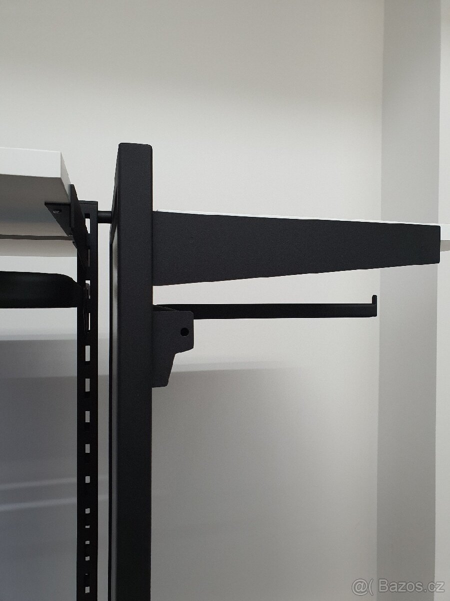 Prostorový víceúčelový stojan na textil pro prodejny/obchody - 8