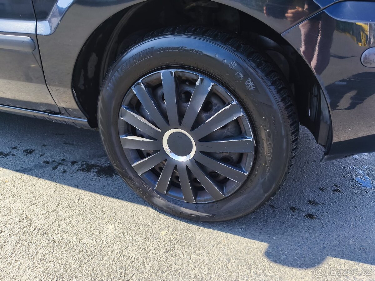 Ford Fusion 1.4 - 8