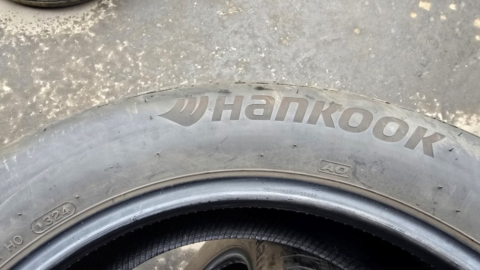 Letní pneu 235/55/19 Hankook - 8