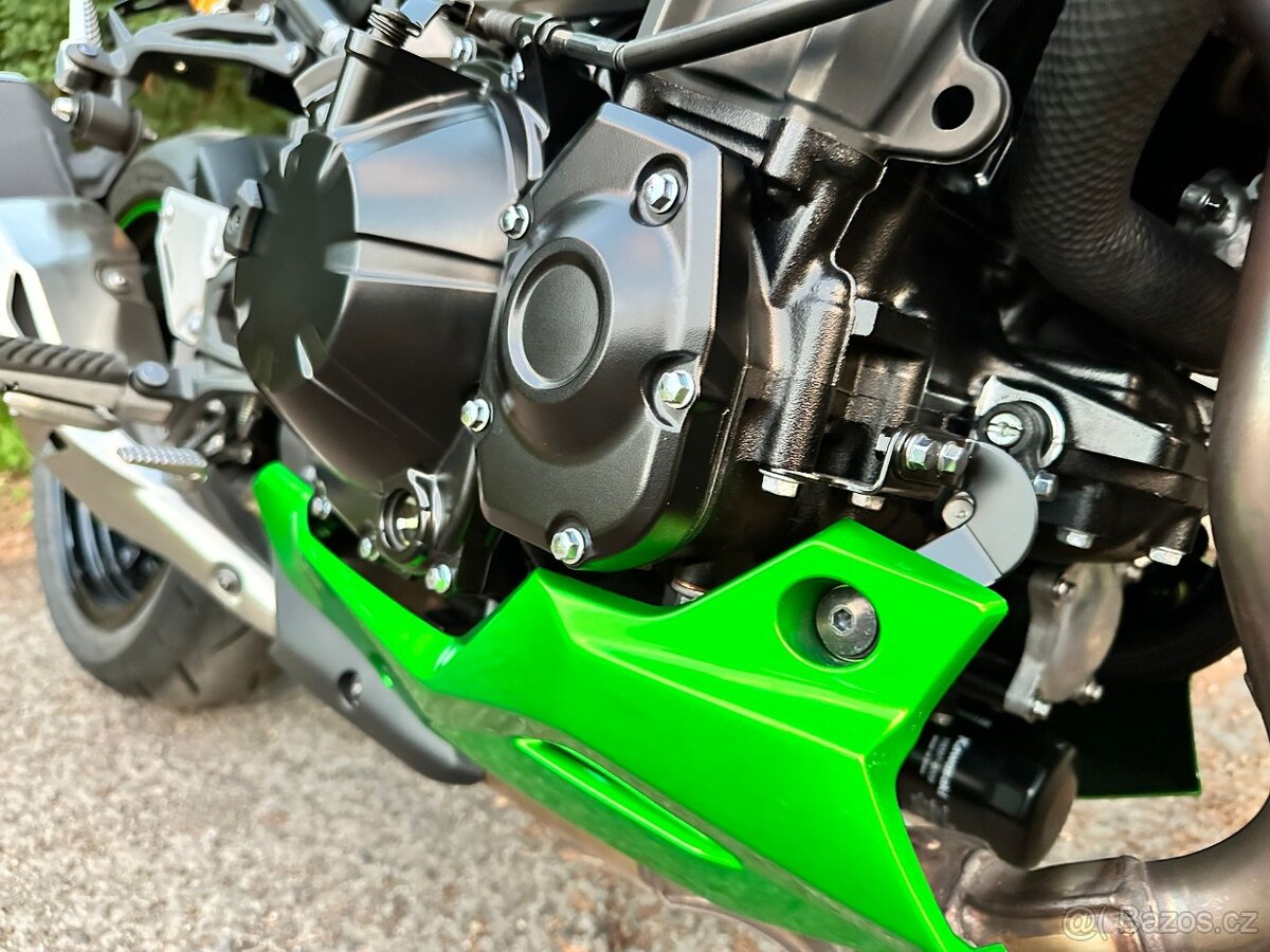 Kawasaki Z900 SE - 8