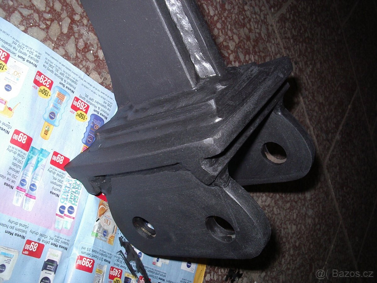 Novy RIPPER na minibagr čepy 25mm - 8