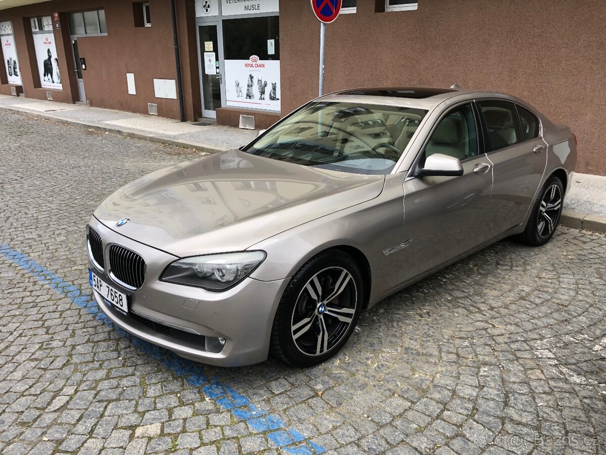 BMW 740d xDrive F01 - 8
