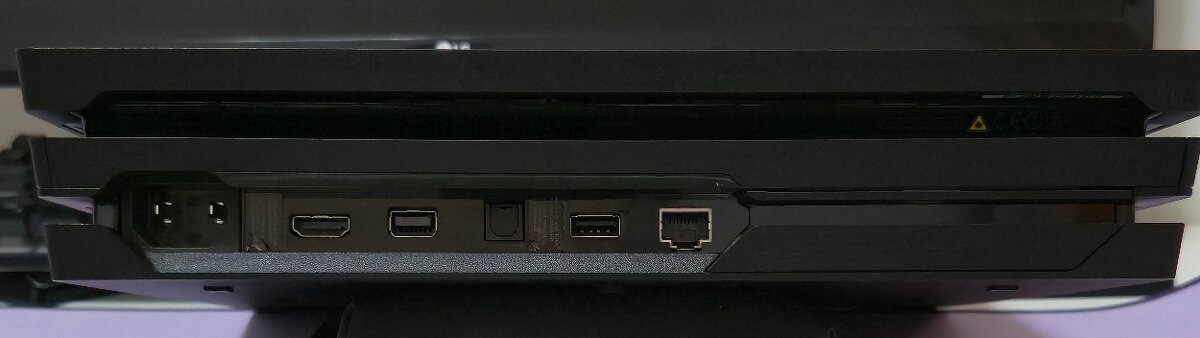 PS4 Pro 1TB - TOP stav, 2x DualShock, dokovací stanice a 3 h - 8