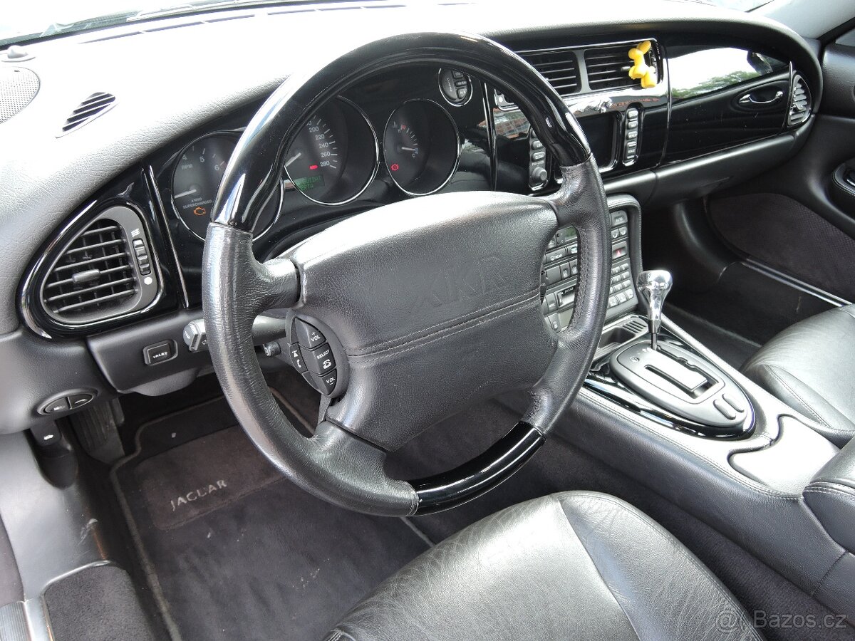 Jaguar XKR 4.0i V8 Supercherger 2000 - 8