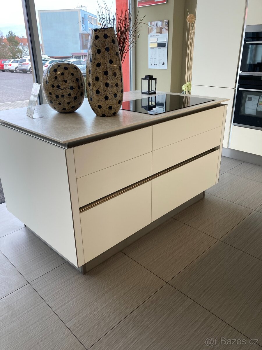 Sykora výprodejová kuchynská linka ze studia - 8