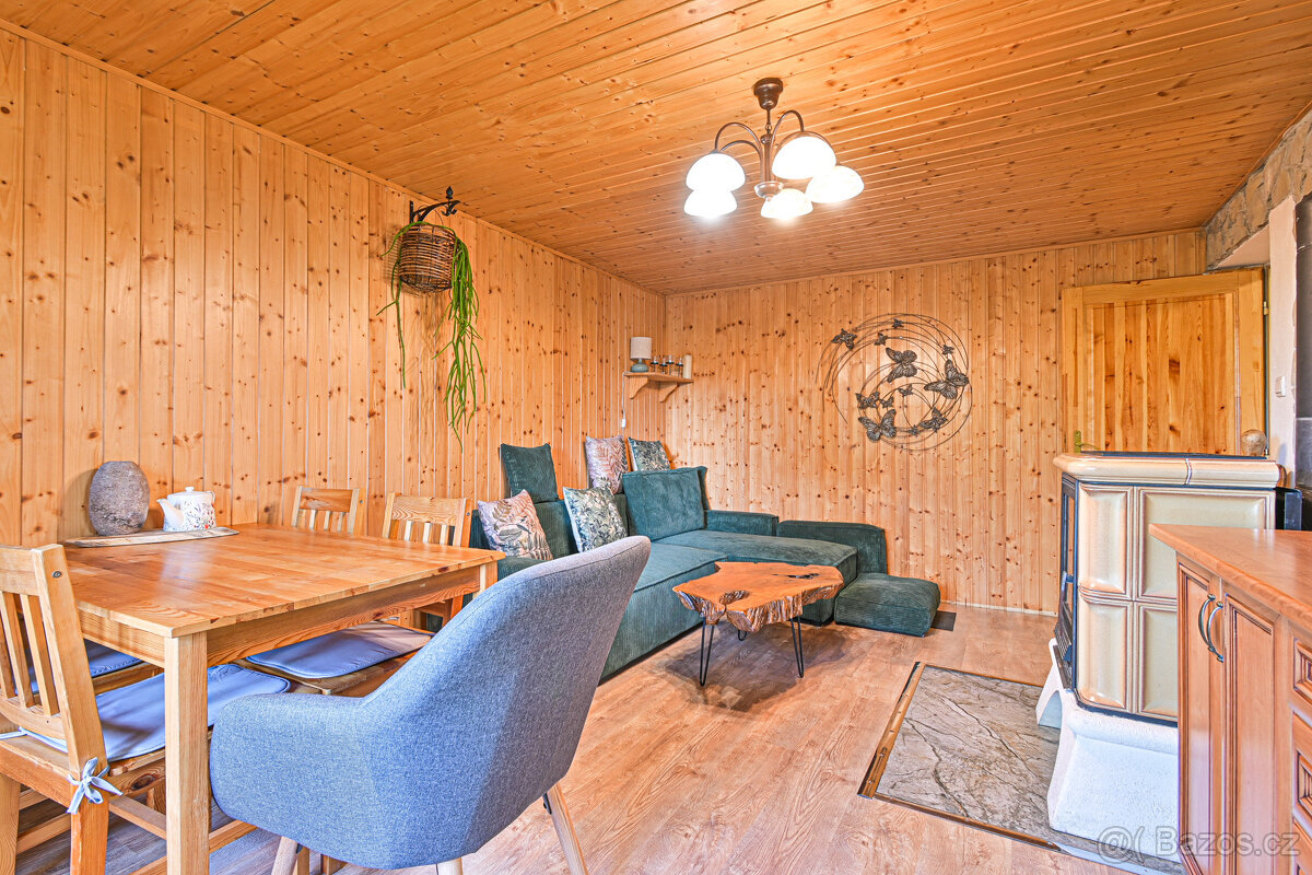 Prodej chaty + stavební pozemek - 8