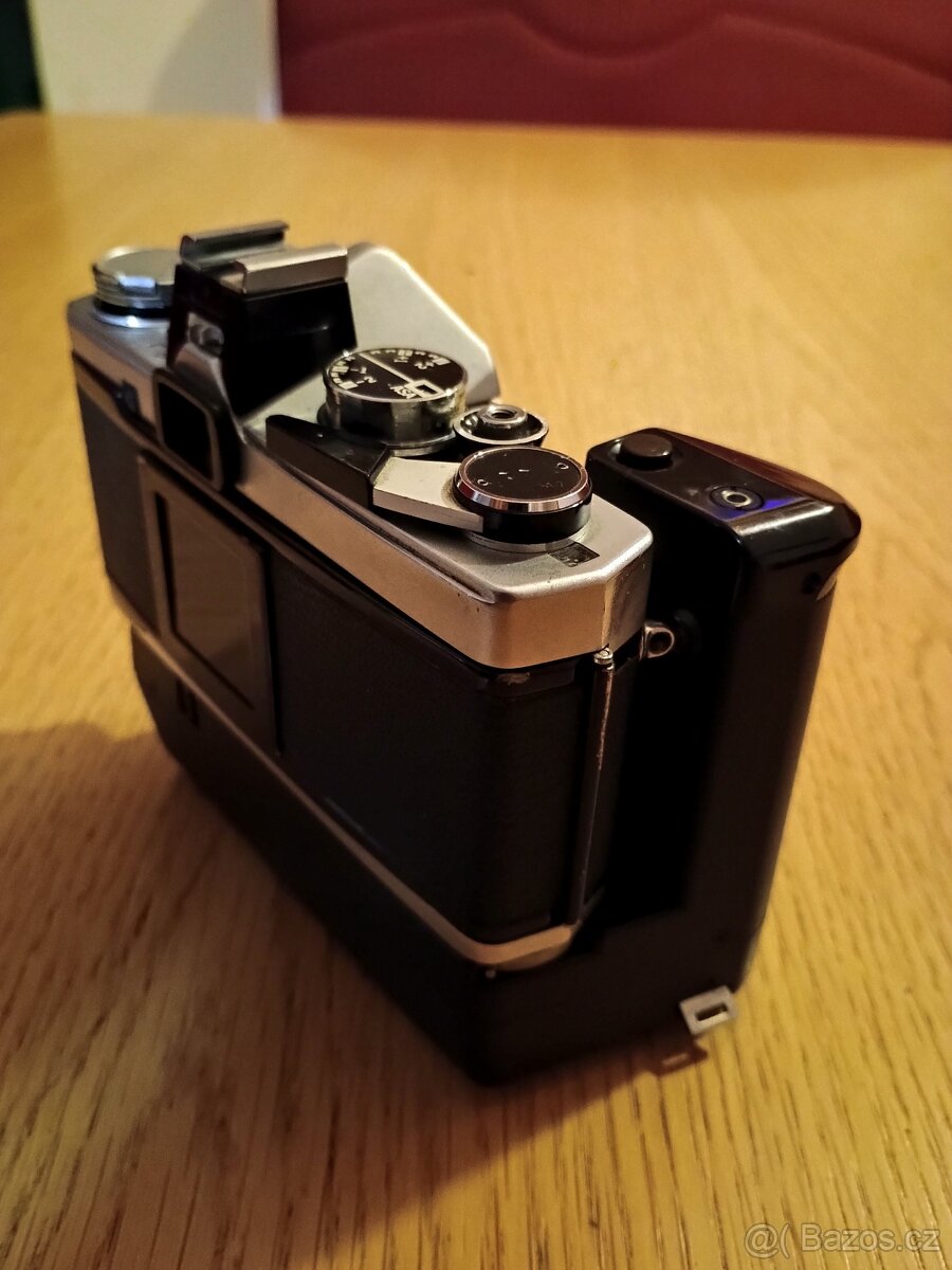 Olympus OM-2 + winder - 8