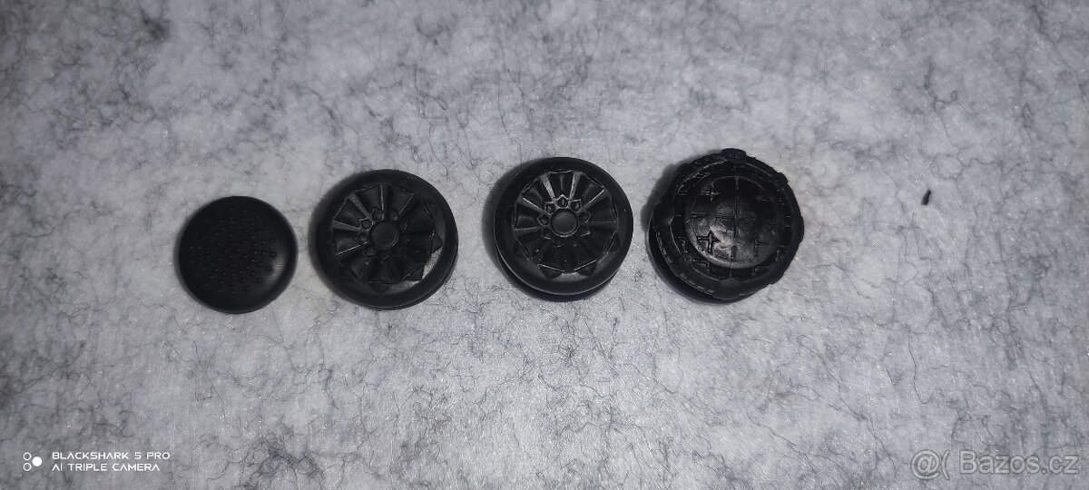 Modifikovaný Dualsense Edge - 8