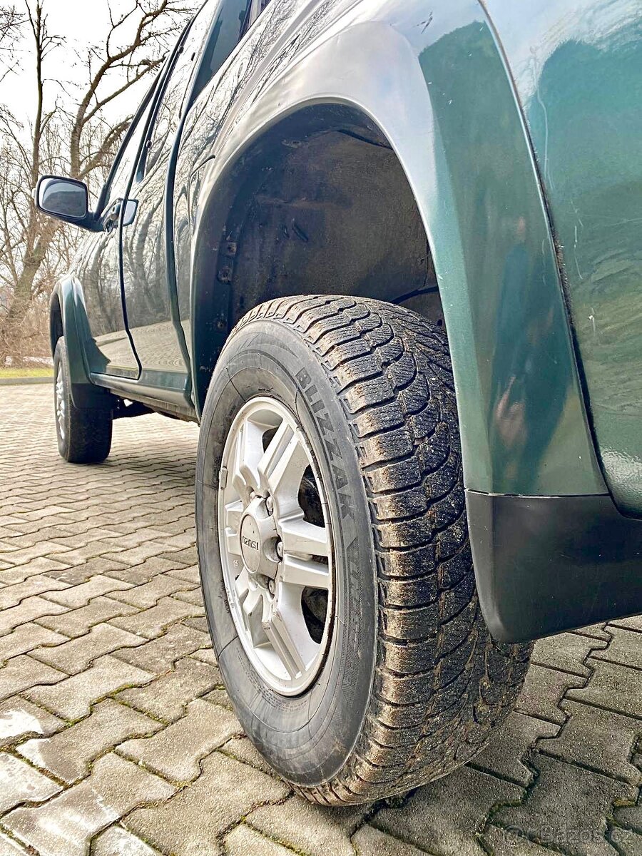 Isuzu d max 2.5 td, 4x4, 3t TZ, 2011 - 8