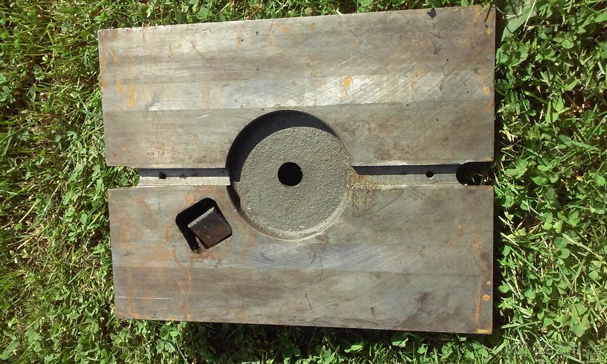 základne - 8