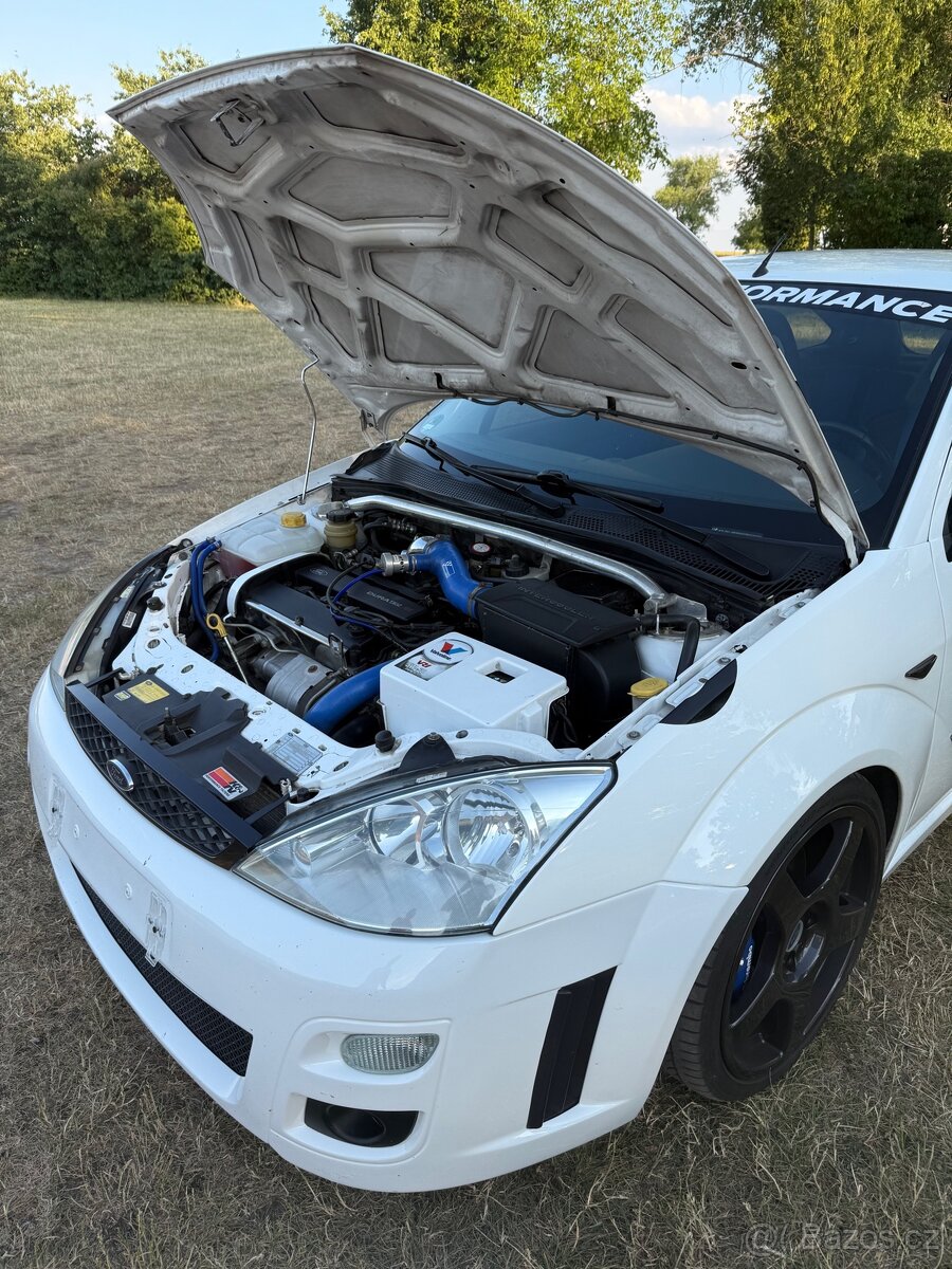 Ford Focus RS MK1 - 8