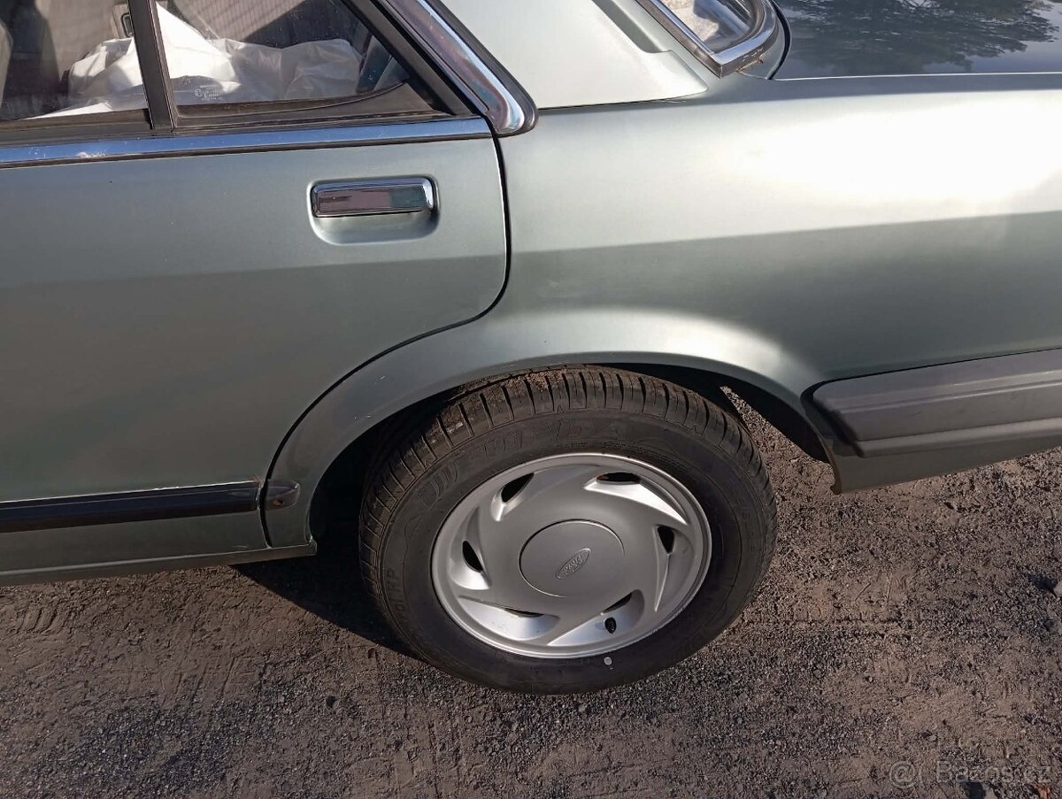 Ford Granada 20L - 8