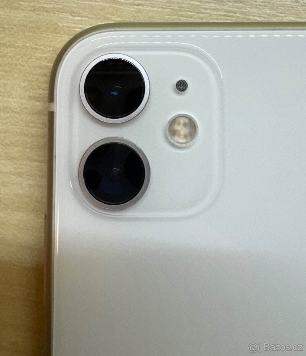 iPhone 11 64GB - Skvělý stav - 8