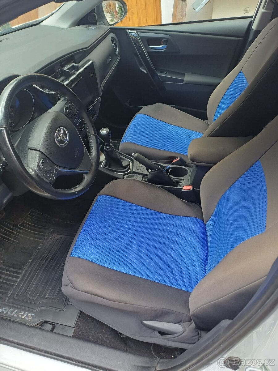 Toyota Auris 1,6 benzin 97KW - 8