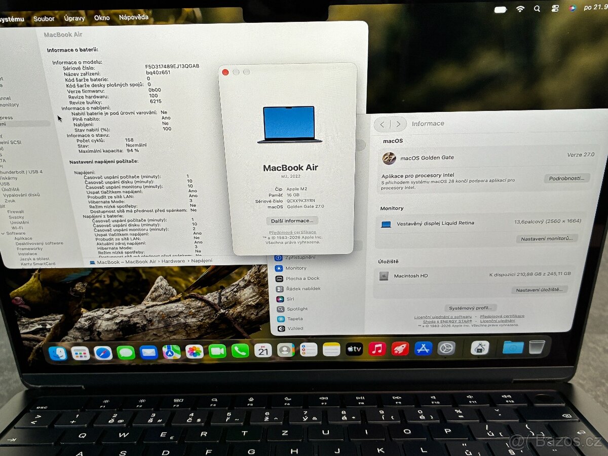 MacBook Air 13'' 2022 / M2 / 16GB / 256GB SSD - 8