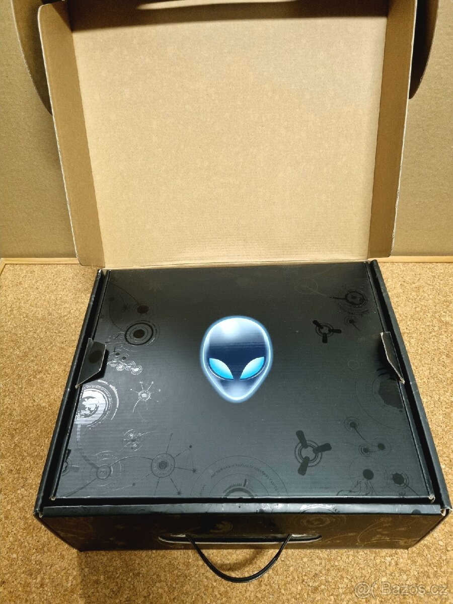 RARITA - Dell Alienware M11x-R3 - 8