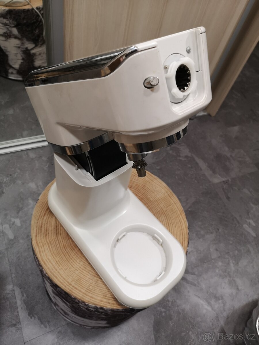 Kuchyňský robot ETA Gratussino Maxo II - 8