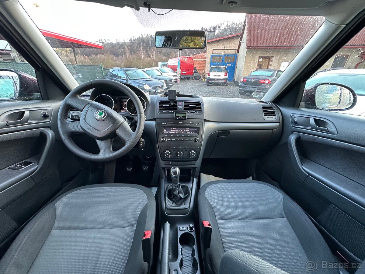 Škoda Yeti 1.4tsi TOP STAV BEZ KOROZE - 8