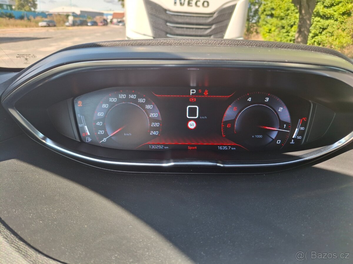 Peugeot 5008 GT LINE2.0HDi 180 S&S EAT8 - 8