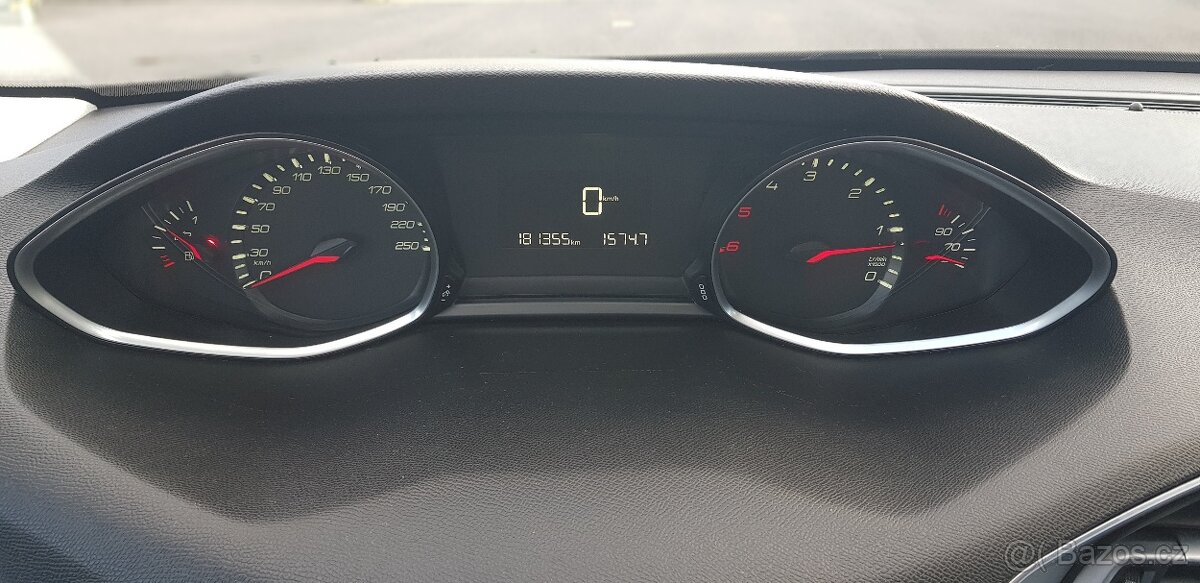 Peugeot 308 1.6 BlueHDi – Hatchback - 8