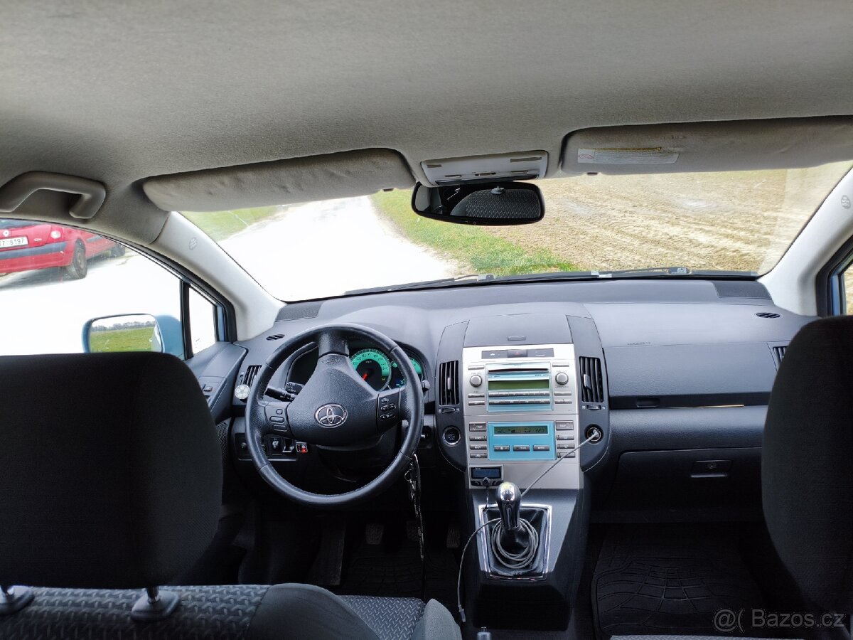 Toyota Corolla Verso 1.8 95kW 2008 - 8