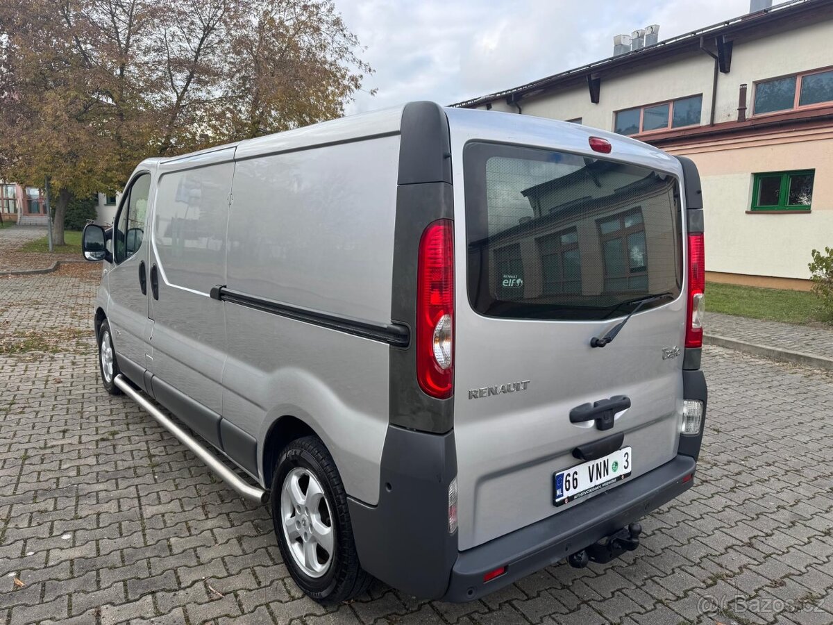 RENAULT TRAFIC 2.0DCI 84KW LONG 2X ŠOUPAČKY R.V.2008 - 8