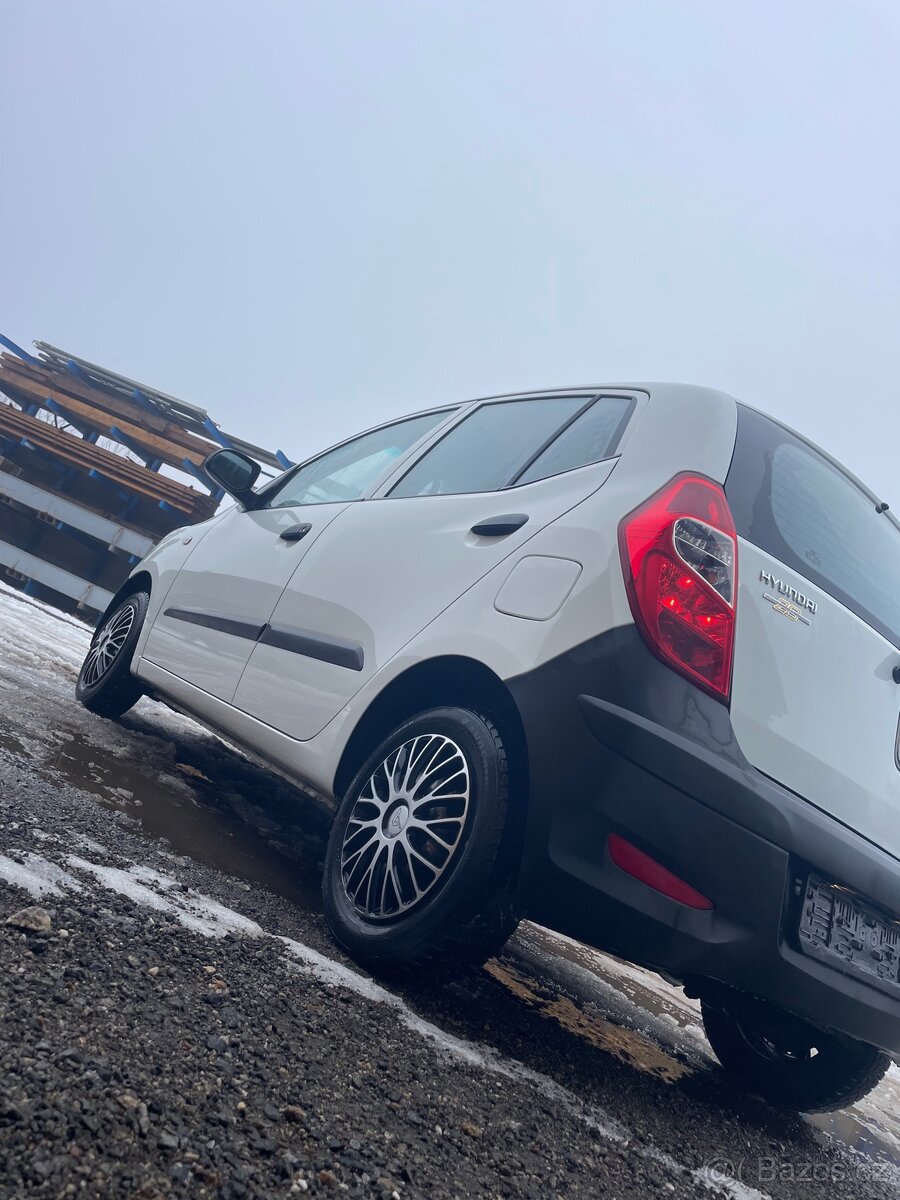 Hyundai i10 1.1 51kW - 8