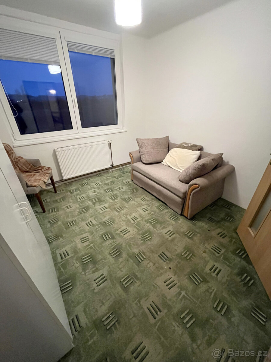 Pronájem bytu 4+1/L,109 m2, Velvary, okr.Kladno, 2.NP, cihla - 8