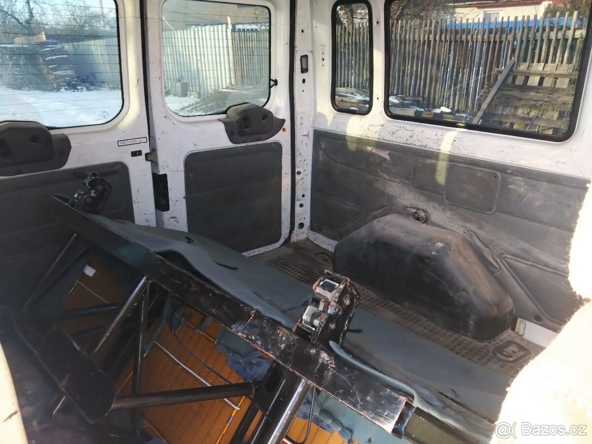 Ford transit 2009 103kw 9 mist koroze - 8