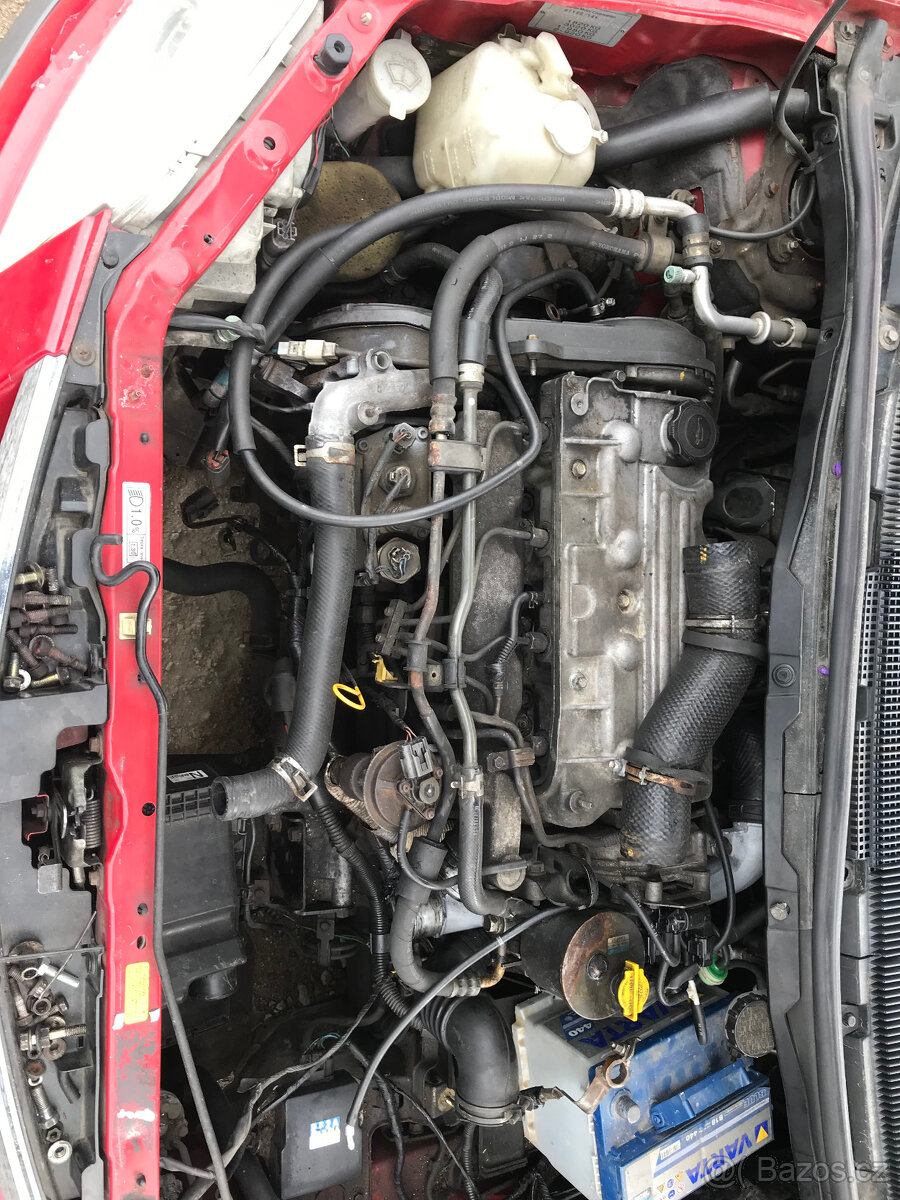 Mazda Premacy 2001 2,0 DiTD - díly - 8