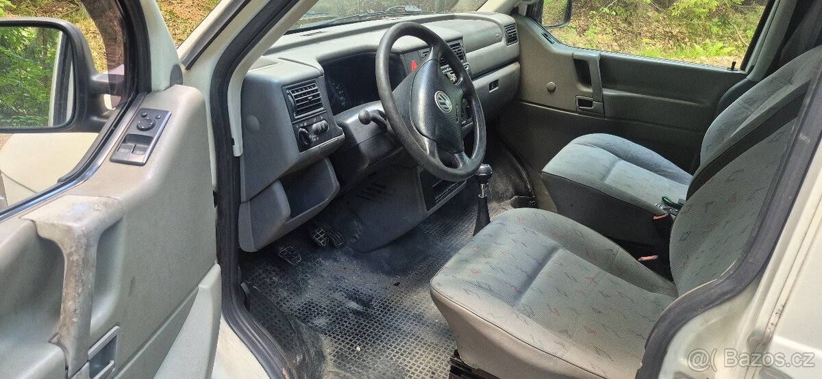 Vw t4 2.5 tdi 75kw 4x4 synchro rok 2003 - 8