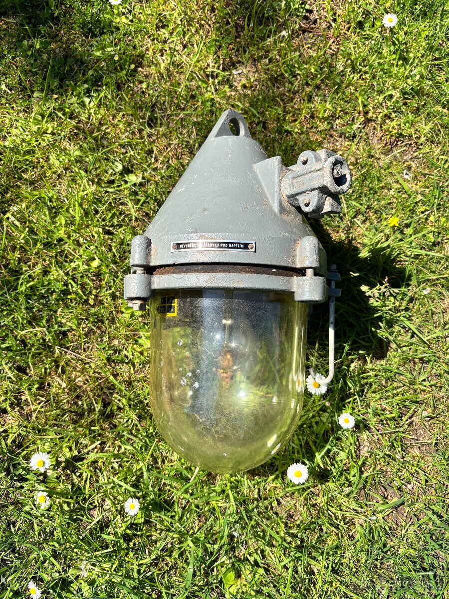 Industriální světla - 8