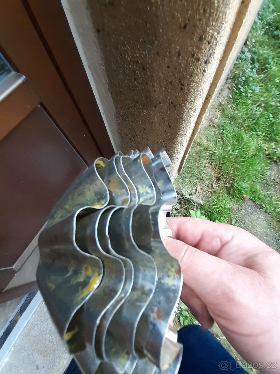 Smaltované nádobí - 8