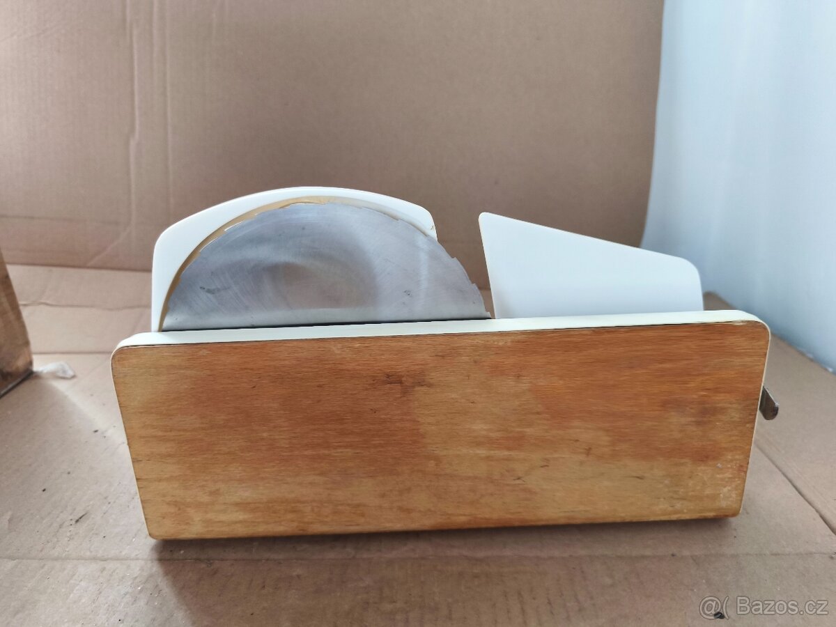 Ruční kráječ IDEAL 170 - 8