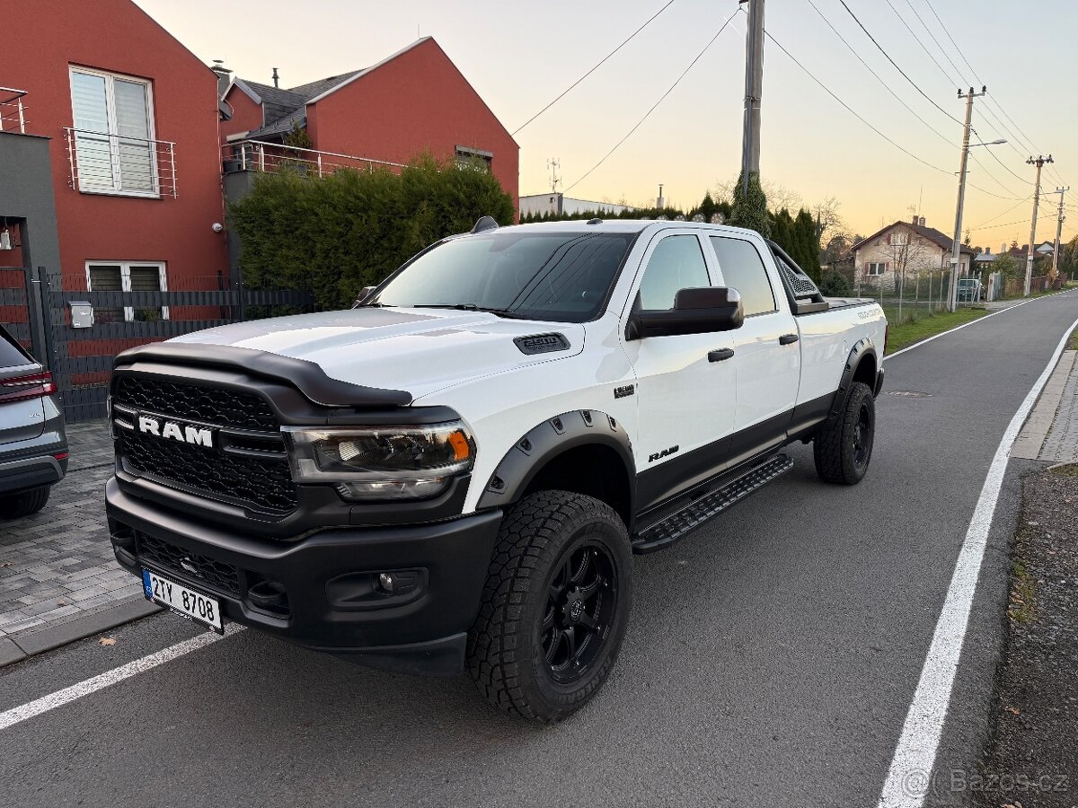 DODGE RAM 2500 LPG HEAVY DUTY 8feet - 8